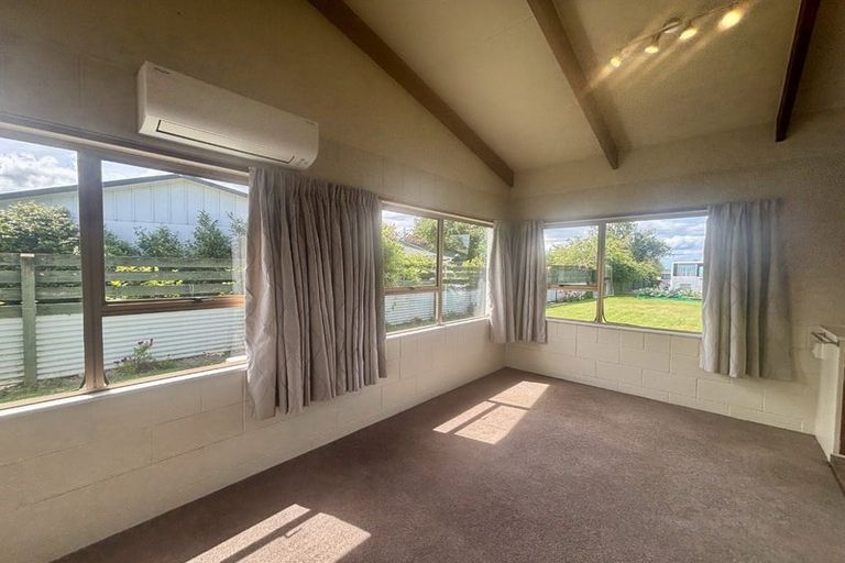 Photo of property in 22 Vickerman Street, Grovetown, Blenheim, 7202
