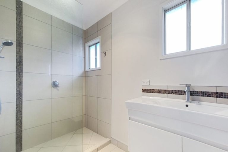 Photo of property in 211 Royal Road, Massey, Auckland, 0614