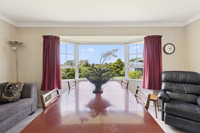 Photo of property in 120 Kawiu Road, Levin, 5510