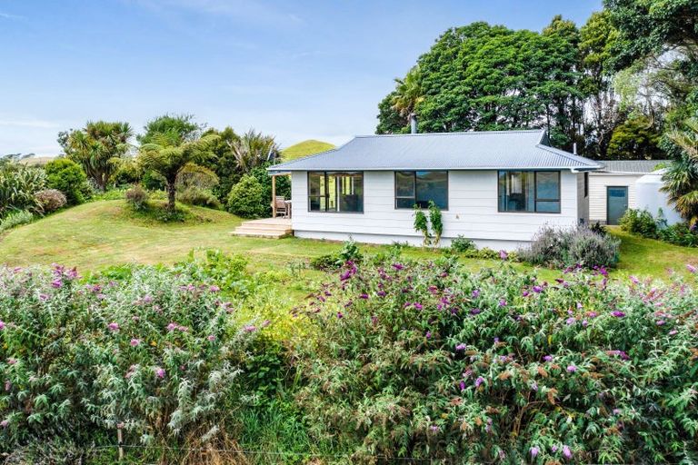 Photo of property in 6388 South Road, Pungarehu, Opunake, 4685