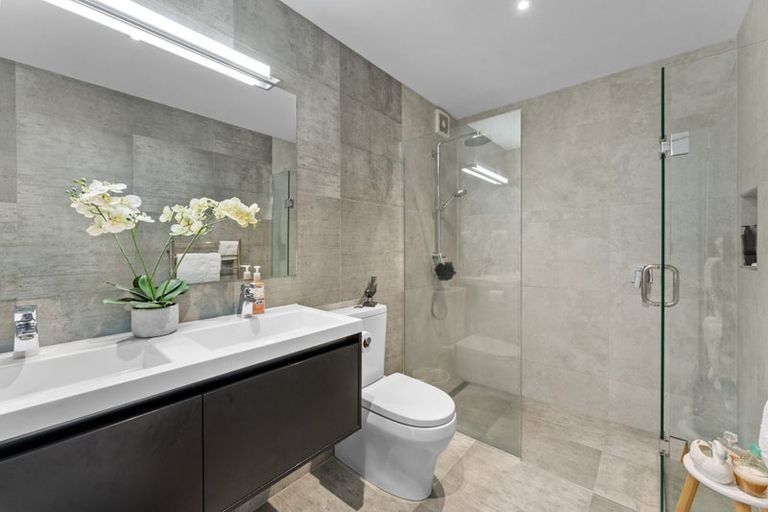 Photo of property in 22 Catalina Bay Drive, Hobsonville, Auckland, 0616