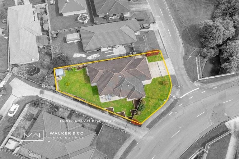 Photo of property in 2 Evergreen Crescent, Trentham, Upper Hutt, 5018