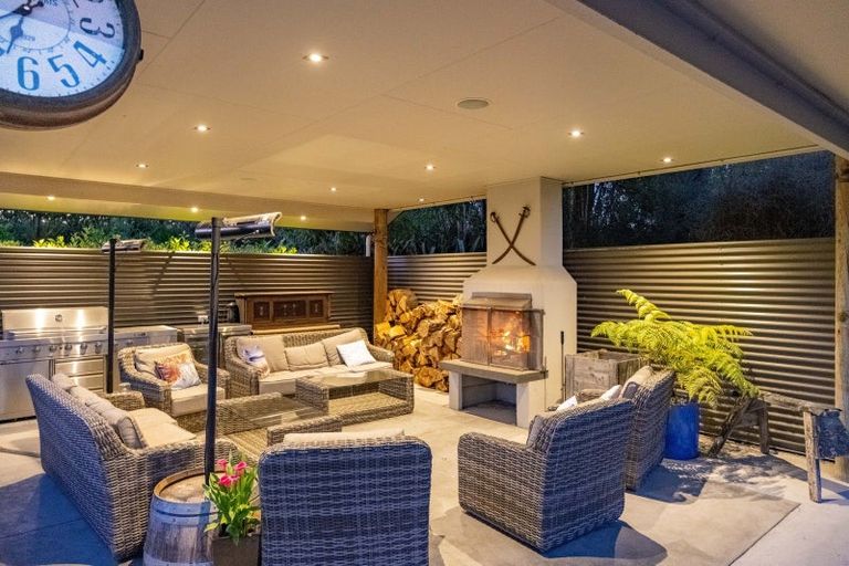 Photo of property in 21 Kyle Road, Waipukurau, 4281