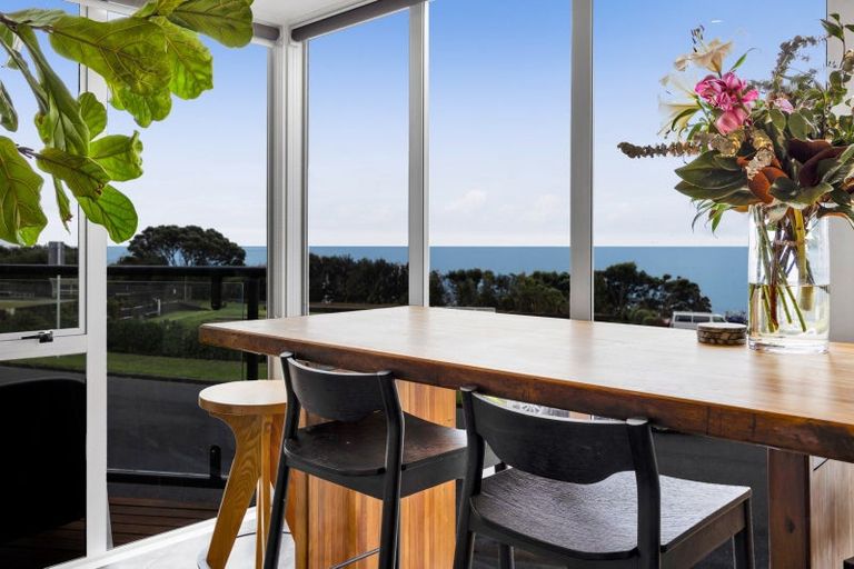 Photo of property in 36 Octavius Place, New Plymouth, 4312