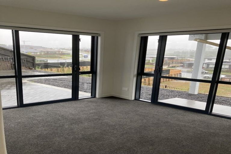 Photo of property in 5 Aneta Way, Pyes Pa, Tauranga, 3112