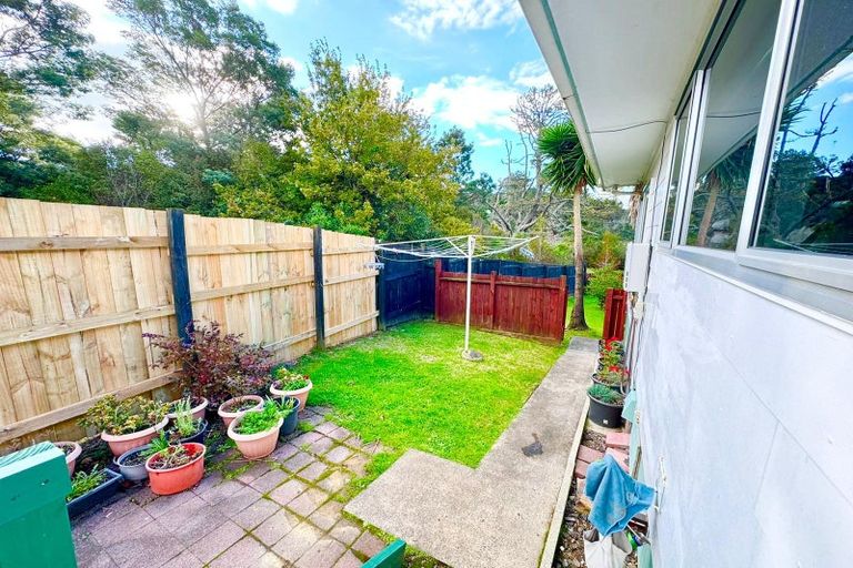 Photo of property in 65 Riverpark Crescent, Henderson, Auckland, 0610