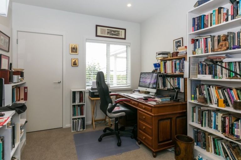 Photo of property in 44 Percy Berry Place, Havelock North, 4130