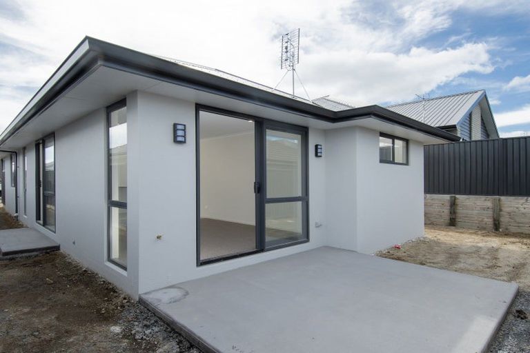 Photo of property in 10 Ash Lane, Omokoroa, 3114