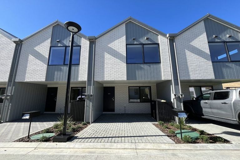 Photo of property in 18/23 Makomako Drive, Orewa, 0931