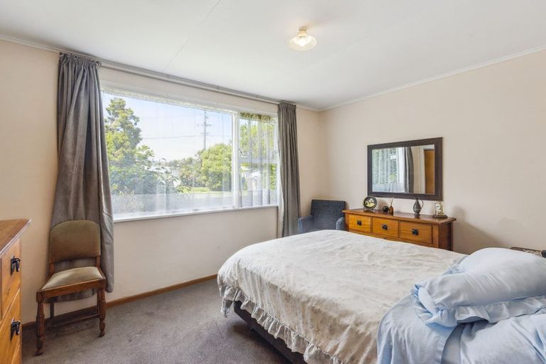 Photo of property in 33 Francis Road, Paraparaumu Beach, Paraparaumu, 5032