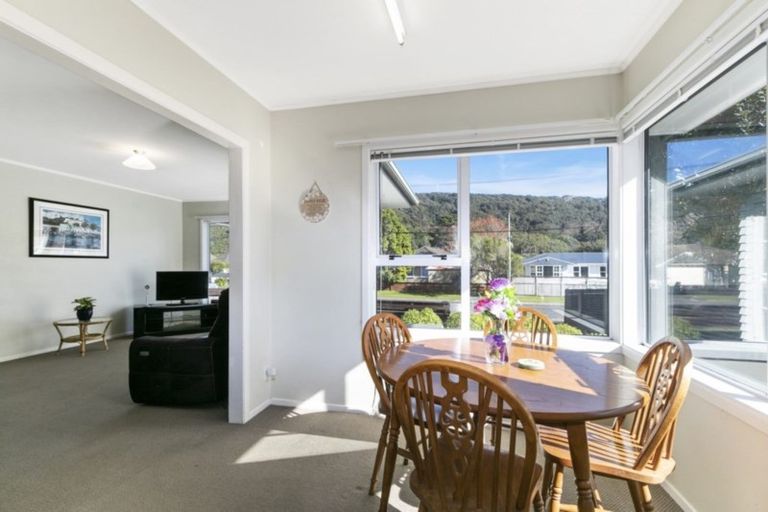 Photo of property in 91 Wood Street, Wainuiomata, Lower Hutt, 5014