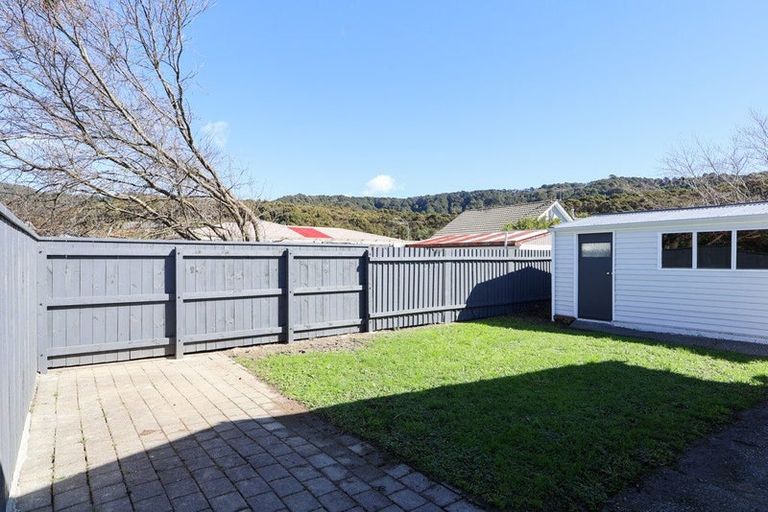 Photo of property in 7 Karamea Grove, Wainuiomata, Lower Hutt, 5014