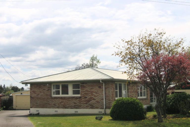 Photo of property in 22 Cochrane Street, Fairy Springs, Rotorua, 3015