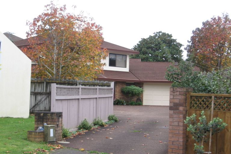 Photo of property in 33 Britannia Place, Half Moon Bay, Auckland, 2012