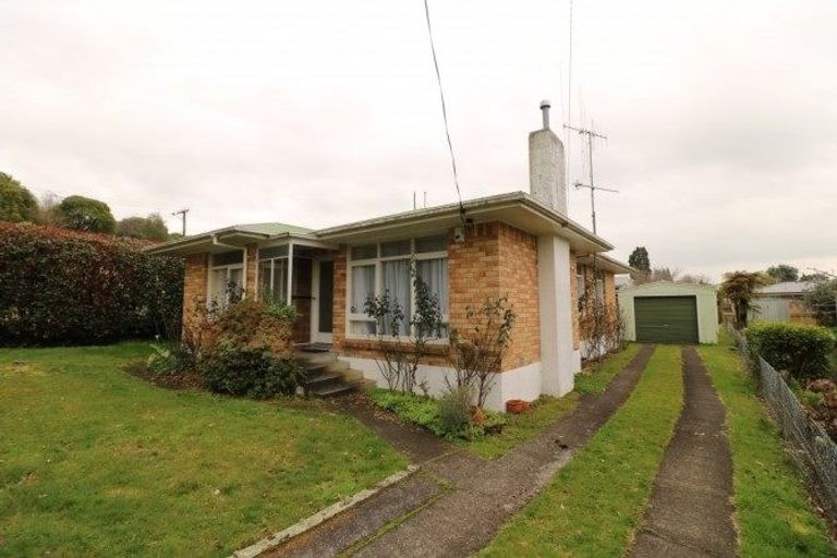 Photo of property in 14 Bear Street, Tirau, 3410