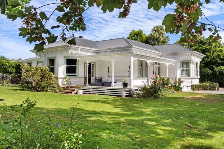 Photo of property in 15 Cheeseman Road, Inner Kaiti, Gisborne, 4010