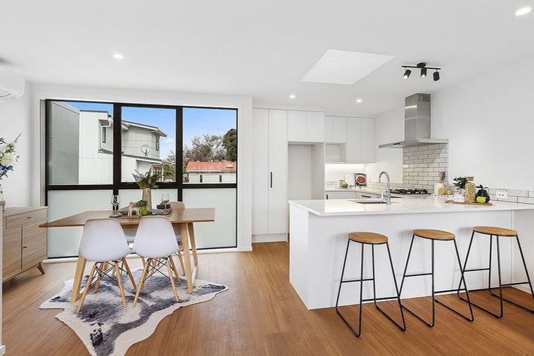 Photo of property in 9 Post Office Avenue, Berhampore, Wellington, 6023