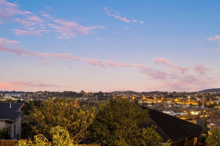 Photo of property in 14 Renner Place, Pyes Pa, Tauranga, 3112