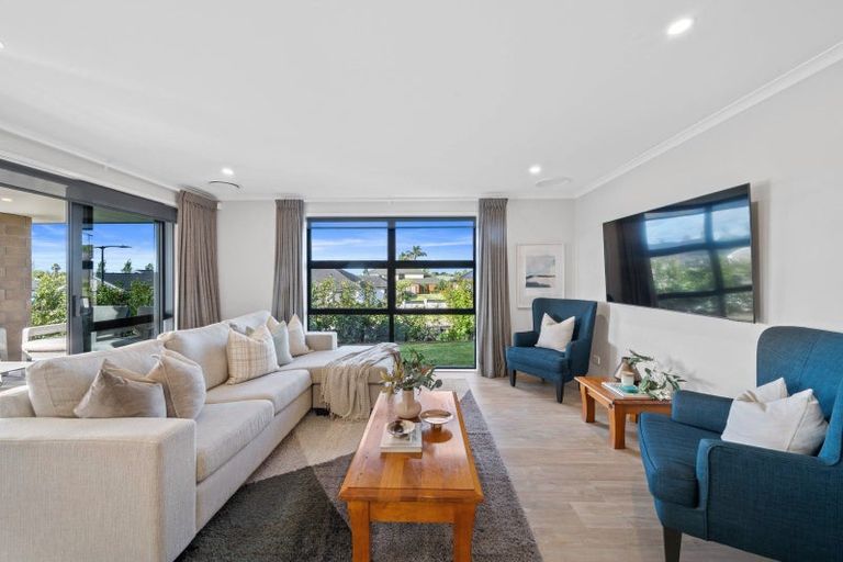 Photo of property in 15 Fisk Road, Pukekohe, 2120