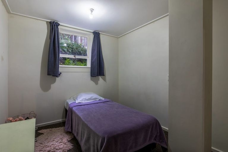 Photo of property in 265 Titirangi Road, Titirangi, Auckland, 0604