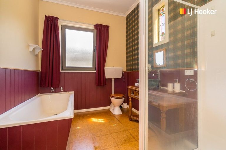 Photo of property in 128 Glen Road, The Glen, Dunedin, 9011