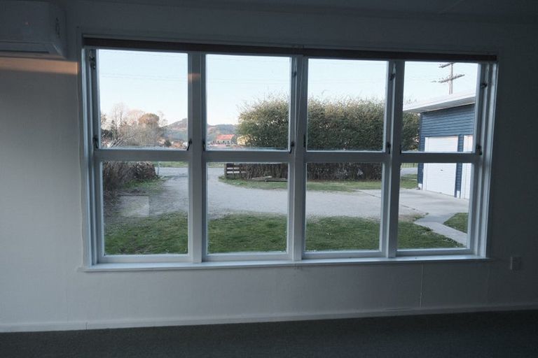 Photo of property in 9 Rangatira Road, Te Karaka, 4022