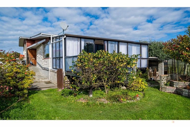 Photo of property in 3 Lisava Avenue, Seaview, Timaru, 7910