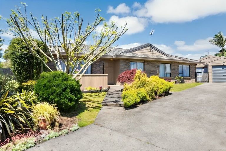 Photo of property in 18 Sunningdale Street, Wattle Downs, Auckland, 2103