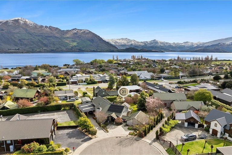 Photo of property in 15 Rowan Court, Wanaka, 9305
