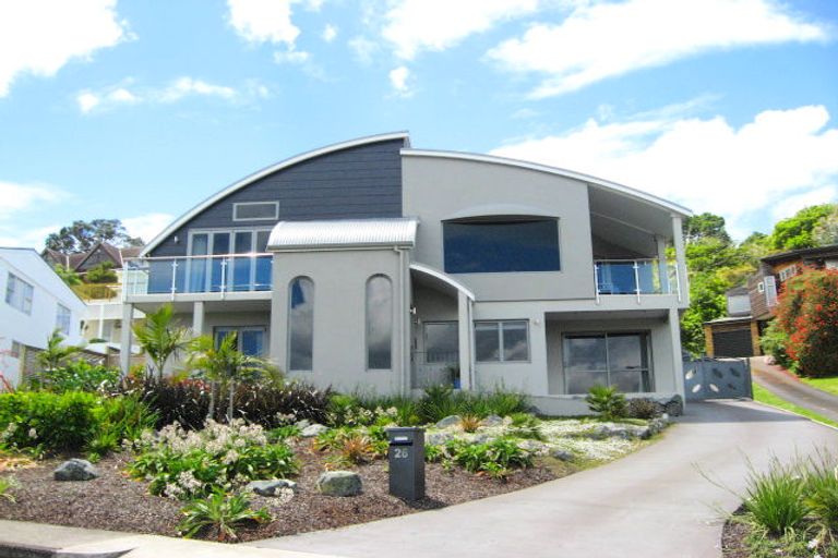 Photo of property in 26 Zita Avenue, Matakatia, Whangaparaoa, 0930