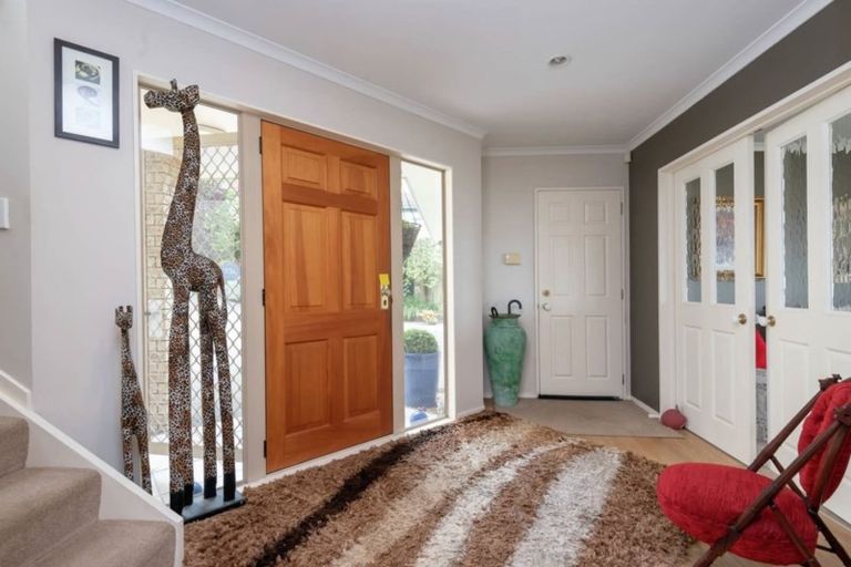 Photo of property in 2/42 Mccahill Views, Botany Downs, Auckland, 2010