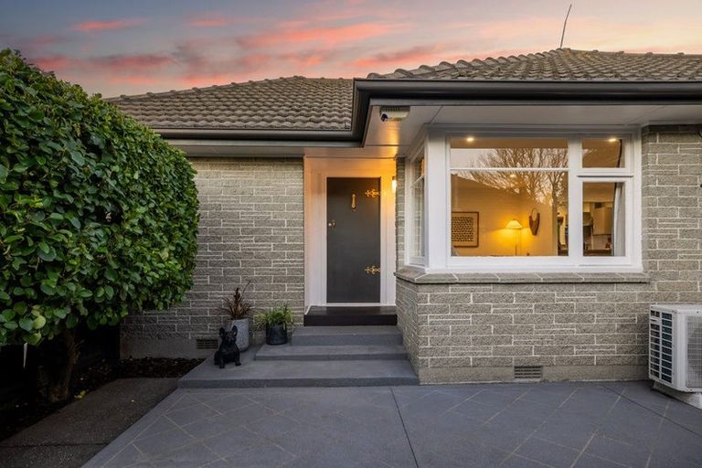 Photo of property in 53 Harris Crescent, Papanui, Christchurch, 8053