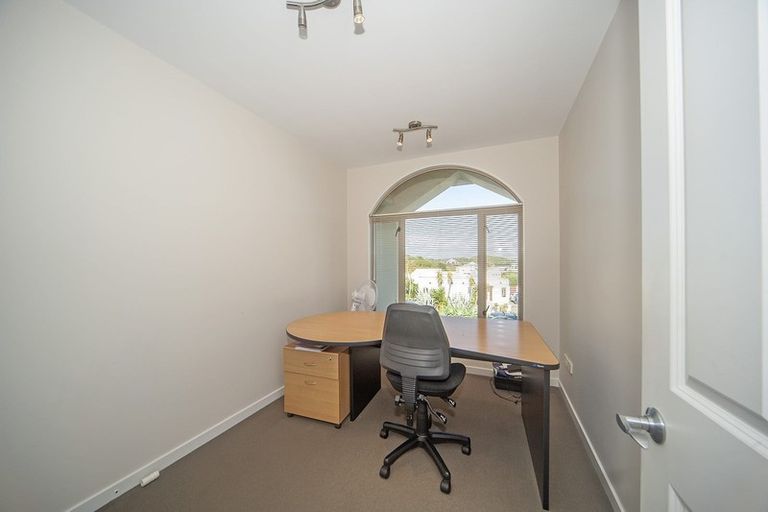 Photo of property in 24 Jordan Street, Island Bay, Wellington, 6023