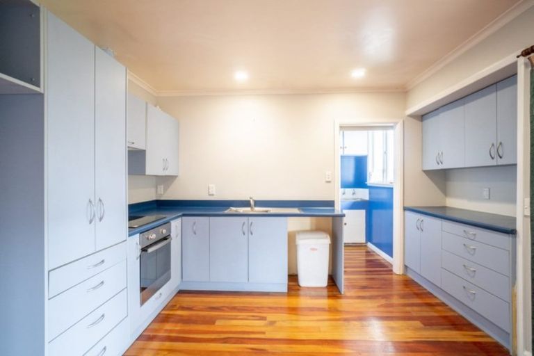 Photo of property in 653 Featherston Street, Roslyn, Palmerston North, 4414