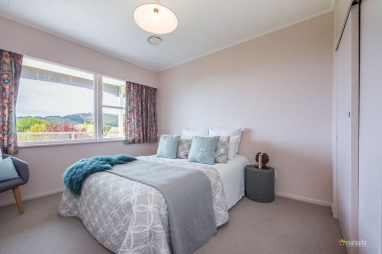 Photo of property in 26 Sunshine Crescent, Kelson, Lower Hutt, 5010