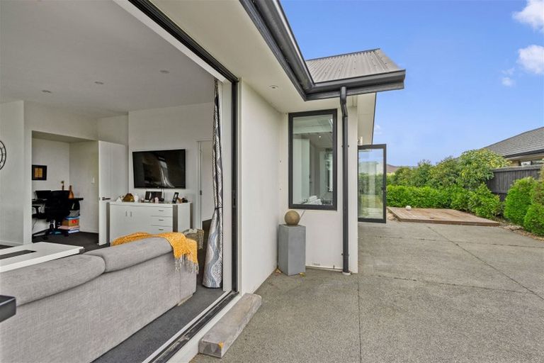 Photo of property in 22 Gilchrist Place, Kaiapoi, 7630