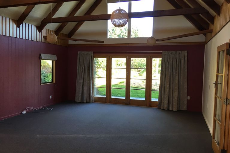 Photo of property in 1331 Waianakarua Road, Kakanui, Oamaru, 9495