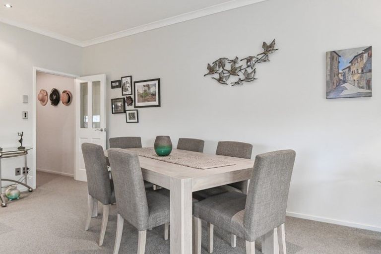 Photo of property in 17/4 Havelock Road, Havelock North, 4130