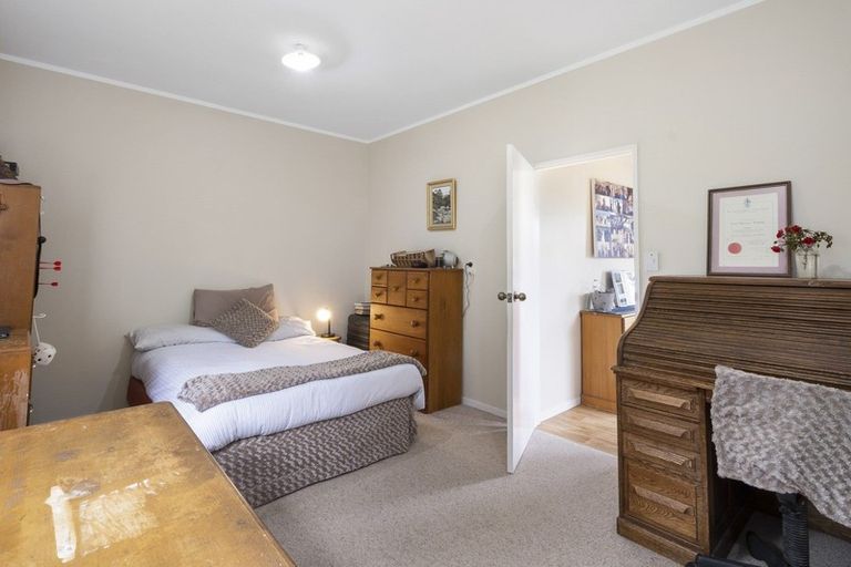 Photo of property in 16 Strawberry Lane, Sawyers Bay, Port Chalmers, 9023