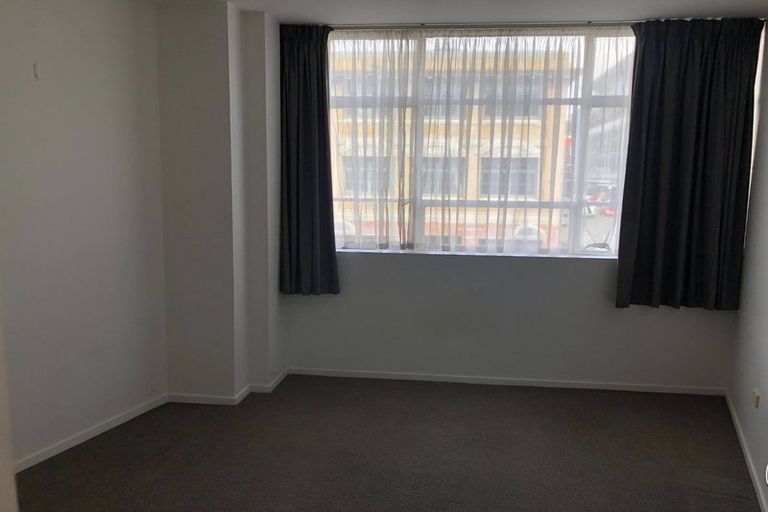 Photo of property in Atlas House, 13b/22 Ghuznee Street, Te Aro, Wellington, 6011