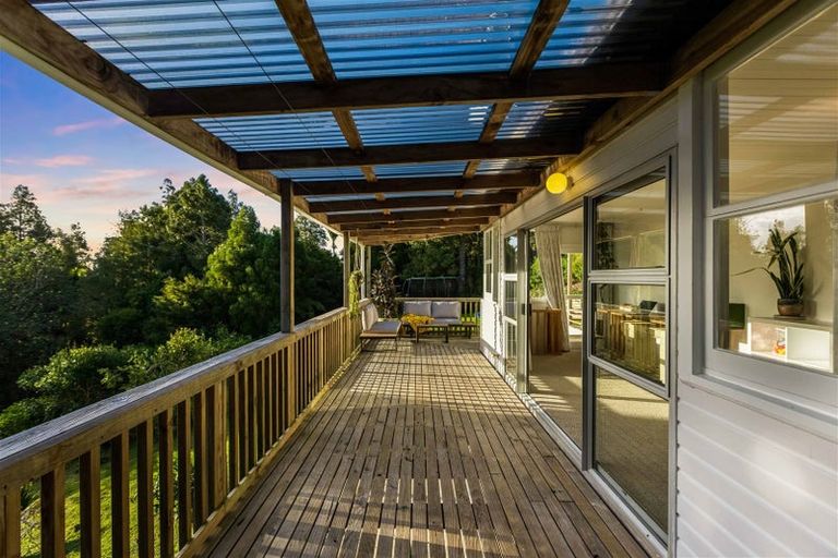 Photo of property in 105 Bodhisattva Road, Waitoki, Silverdale, 0994