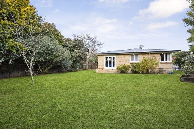 Photo of property in 15 Hampton Place, St Andrews, Hamilton, 3200