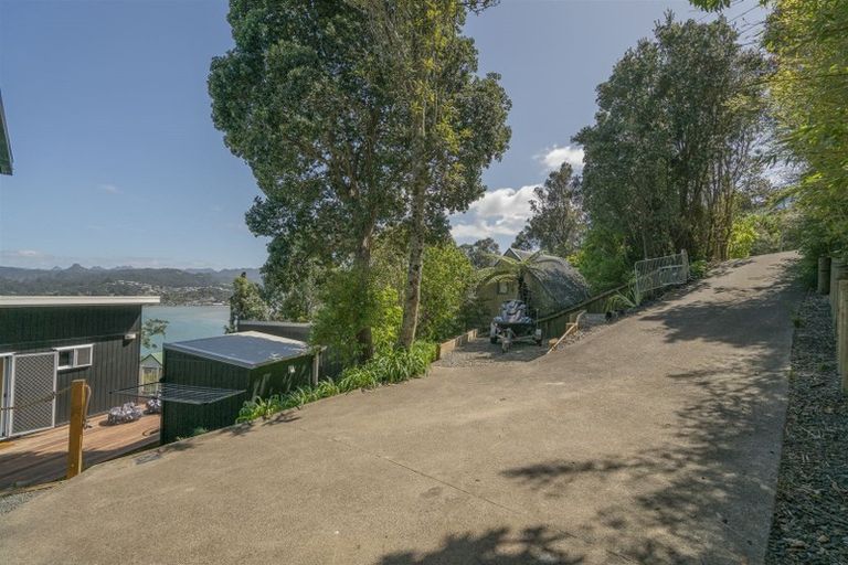 Photo of property in 185 Paku Drive, Tairua, 3508