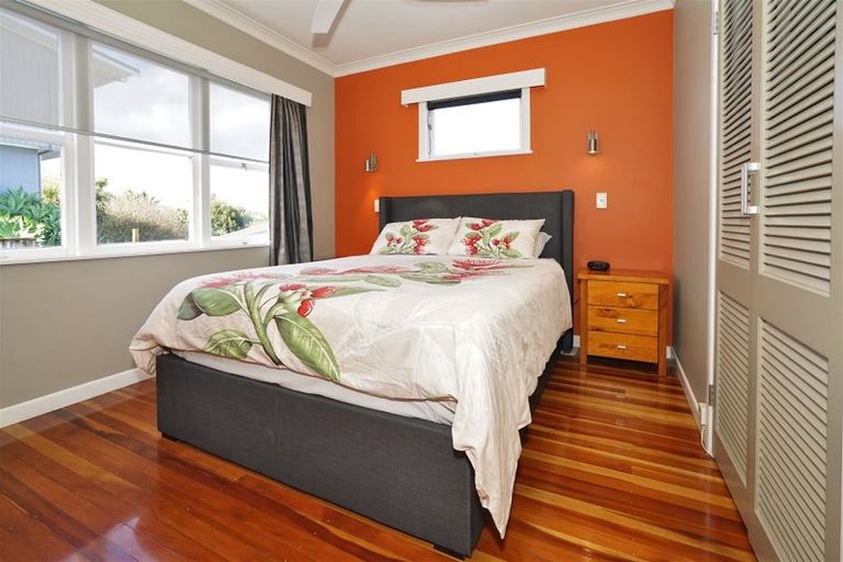 Photo of property in 84 Cambridge Road, Hillcrest, Hamilton, 3216