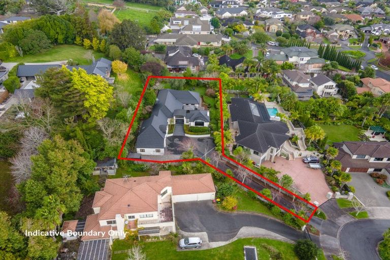 Photo of property in 7 Kerridge Close, Shamrock Park, Auckland, 2016