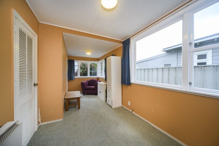 Photo of property in 11 Beresford Street, Takaro, Palmerston North, 4410