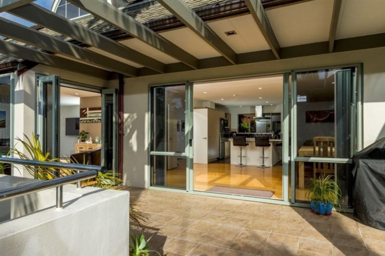 Photo of property in 7a Valley Road, Browns Bay, Auckland, 0630