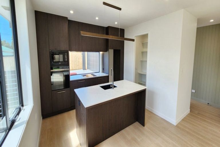 Photo of property in 46a Fitzroy Road, Fitzroy, New Plymouth, 4312