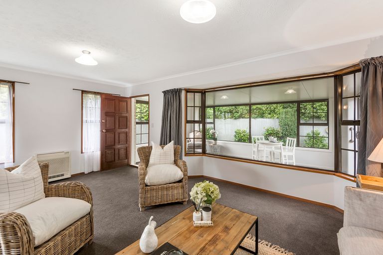 Photo of property in 60a Main North Road, Woodend, 7610