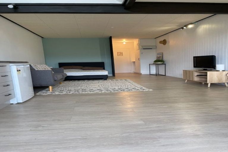 Photo of property in 3 Burnby Place, Te Anau, 9679